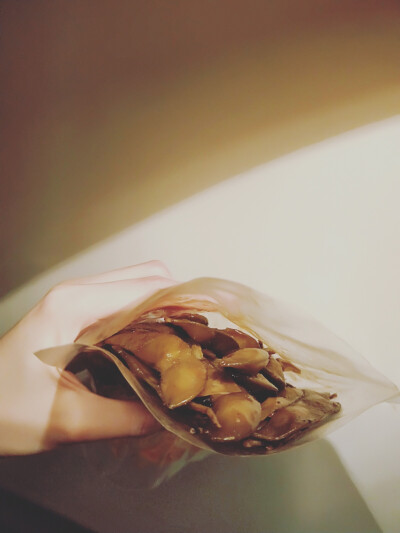 新品 香辣毛豆 味道还是很不错的