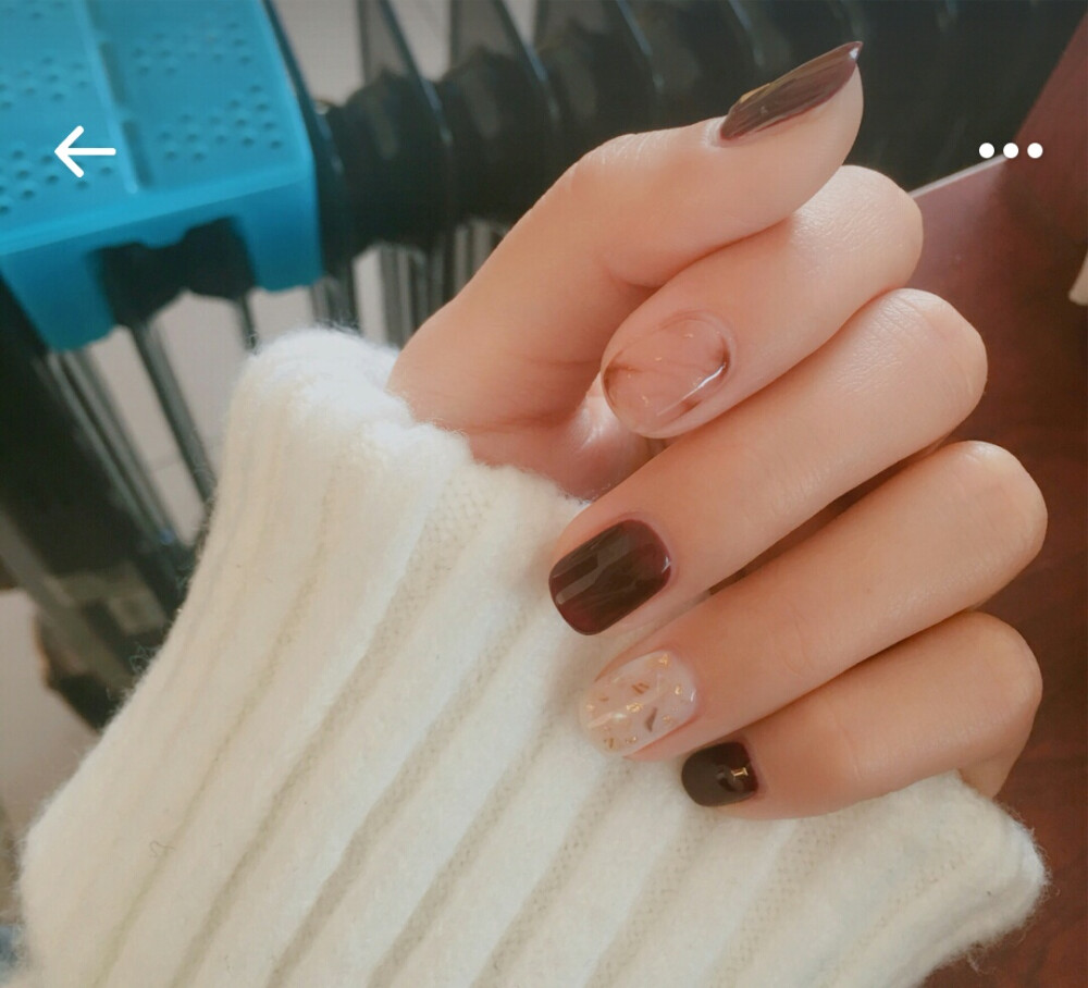 nail 