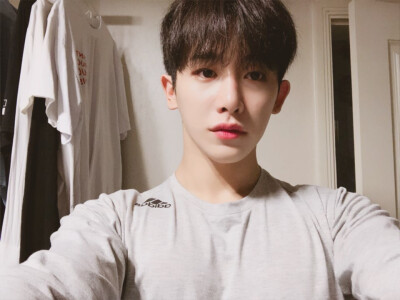 MONSTA X WONHO