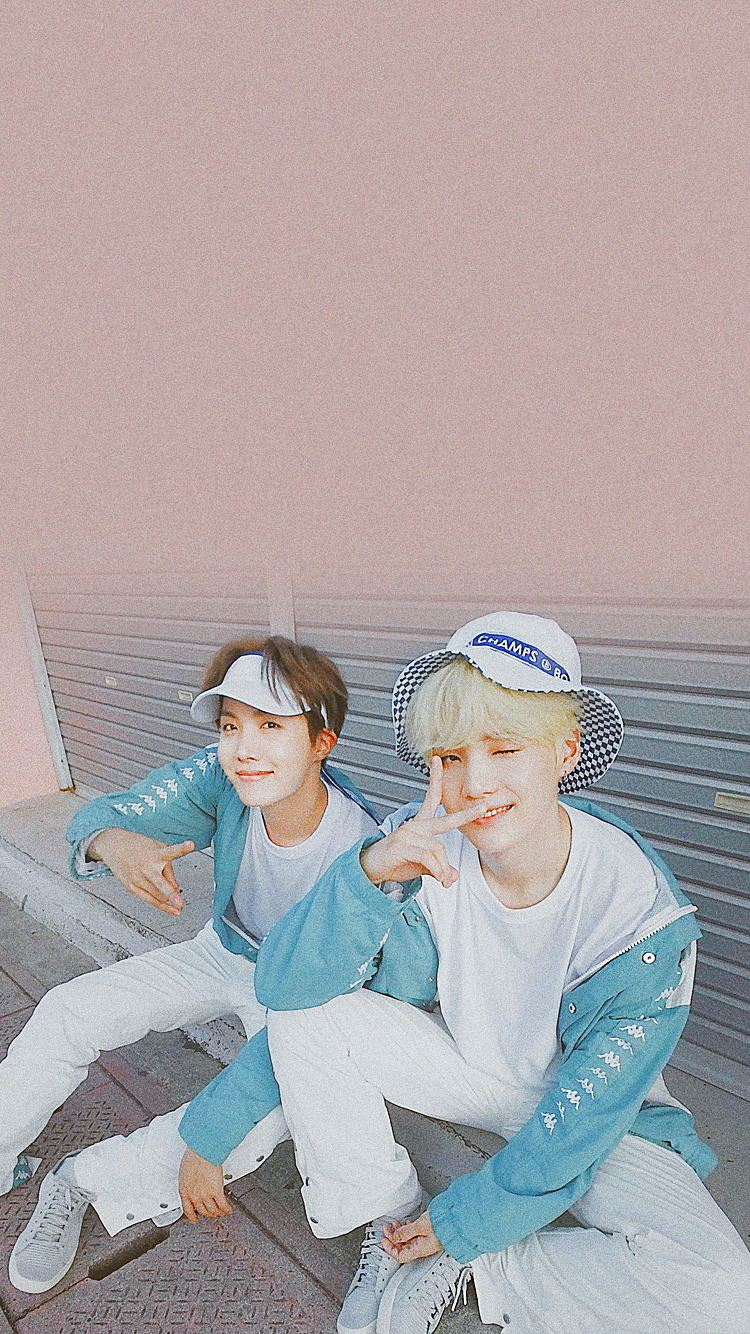 防弹少年团 bts 金南俊(rap monster),金硕珍(jin),闵玧其(suga)