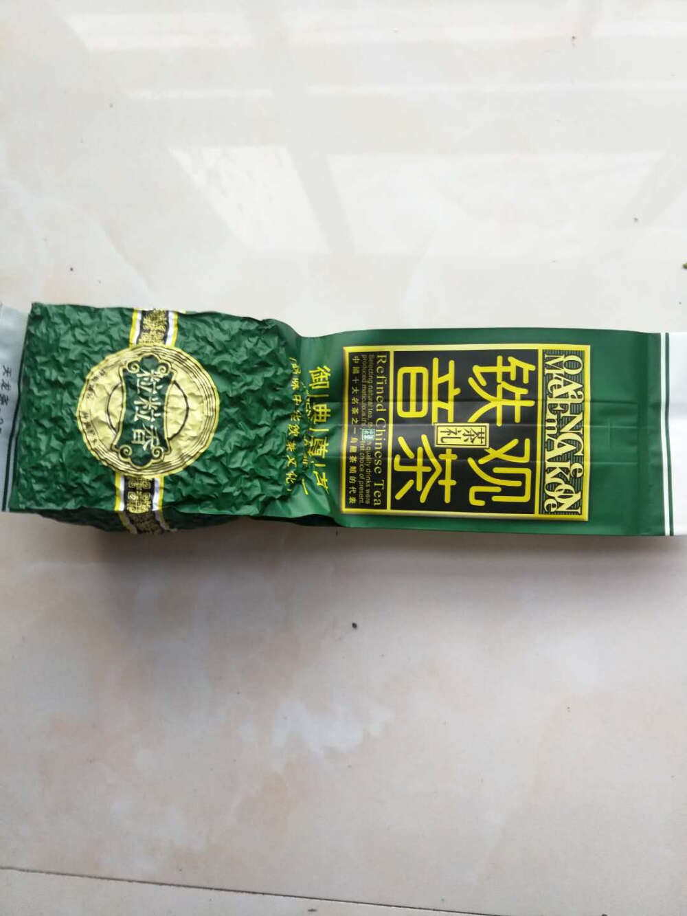 密封效果极佳，防潮防异味，打开包装茶香扑鼻而来，很是香浓