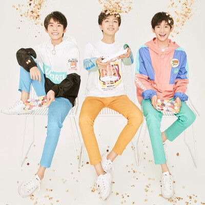 tfboys 代言 三只松鼠