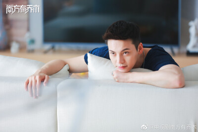 【陈伟霆 William Chan】180414 南方有乔木 时樾 剧照 2500 x 1667 px (图源：微博 @电视剧南方有乔木 weibo.com/6144085373/Gc0OHfthn)