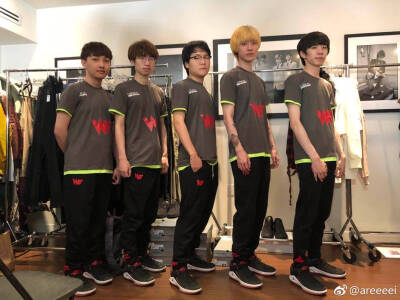 没有比较就没有伤害 猪汉伟
图源来自水印 侵删哦