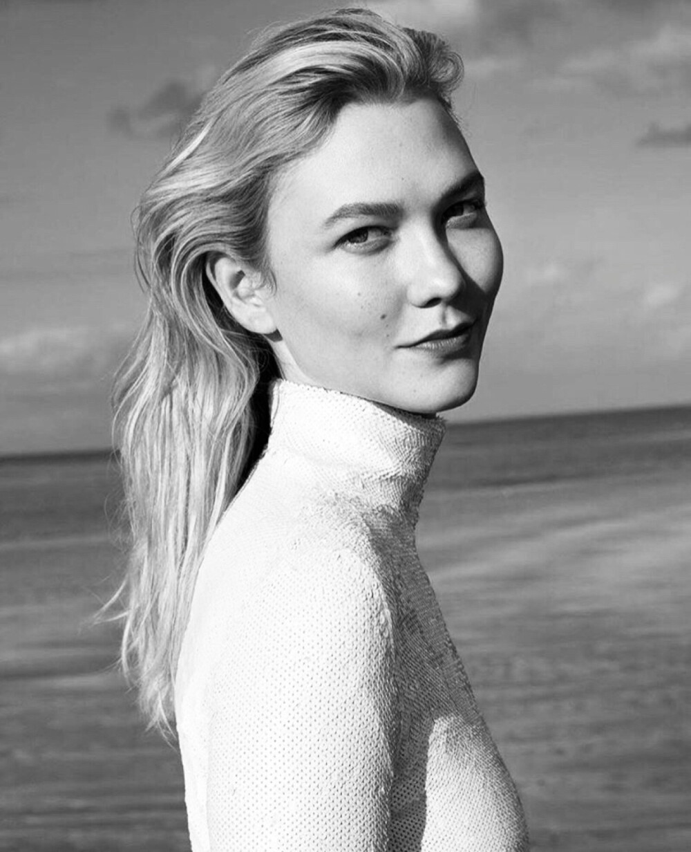 小kk卡莉克劳斯 Karlie Kloss cr微博「大陳沒有貓」