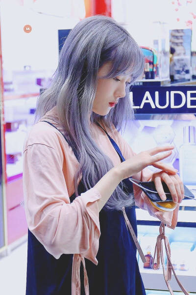 李露朵 Luda