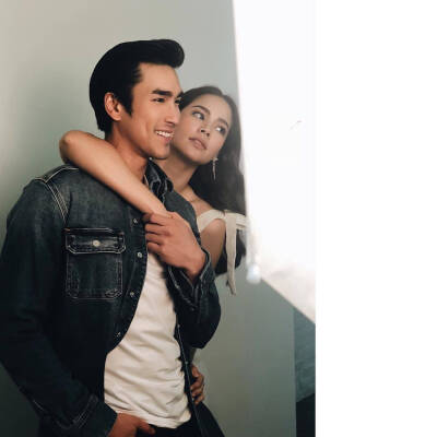 Yaya Urassaya Sperbund-Barry Nadech Kugimiya/naya