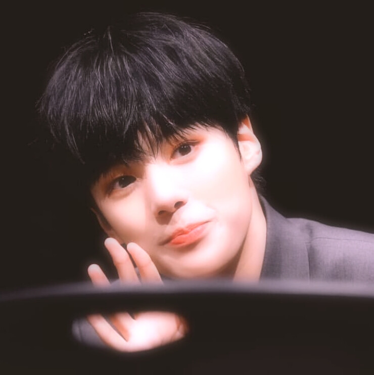 自制爱豆头像禁二传二改喜欢收藏关注