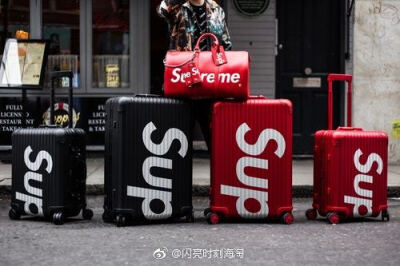 RIMOWA x SUPREME 行李箱