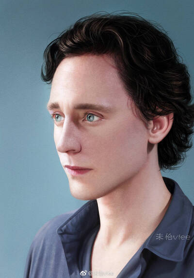 Tom Hiddleston