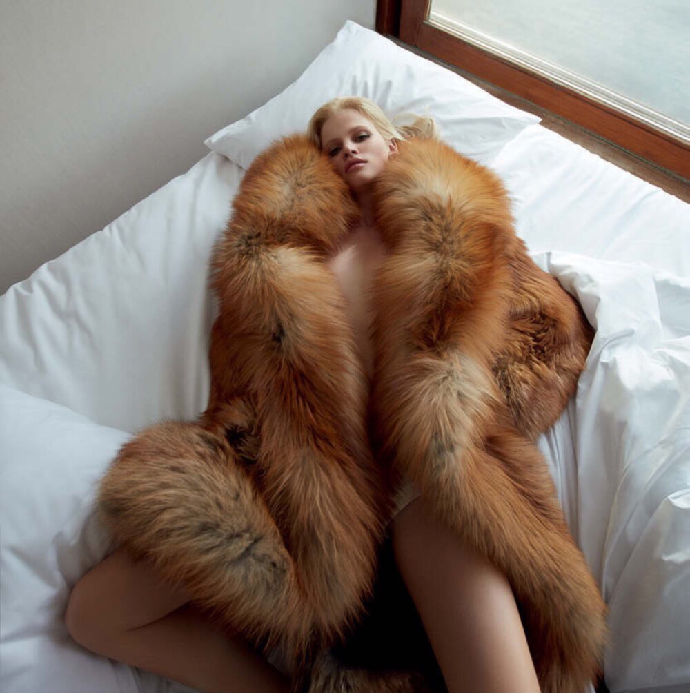 Lara Stone