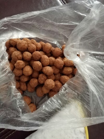 小时候很喜欢吃的东西，今天买了感觉很好吃