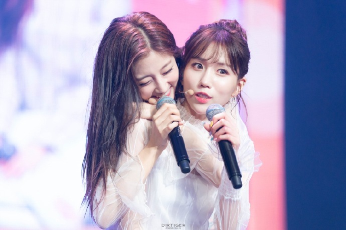 #LOVELYZ# 〖无?高清〗180423 mini4辑“治癒” Showcase#郑叡仁##朴明恩# 相关cr dirtigerside ? ????