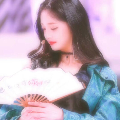 拿图评论or点赞
by.磕颜博主