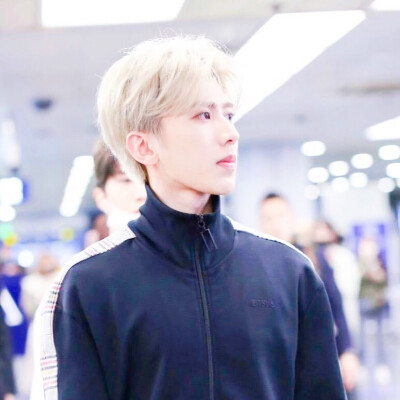 蔡徐坤✨
阿罪の自截
二转注明id
没手别拿