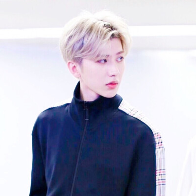 蔡徐坤✨
阿罪の自截
二转注明id
没手别拿