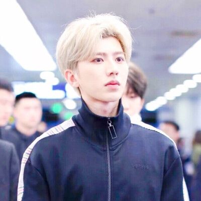 蔡徐坤✨
阿罪の自截
二转注明id
没手别拿