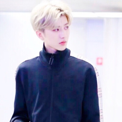 蔡徐坤✨
阿罪の自截
二转注明id
没手别拿