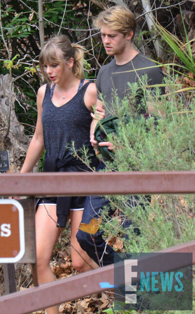 Taylor and her boyfriend Joe