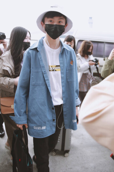 180420 郑州✈️重庆