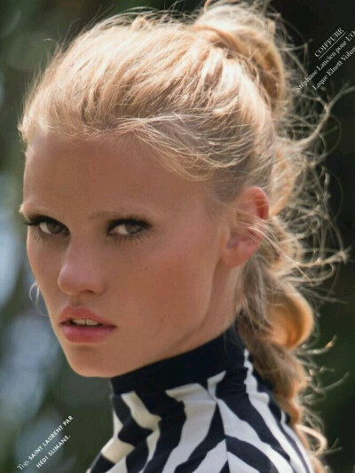 Lara Stone 