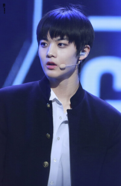 裴珍映走钻石路吧❤