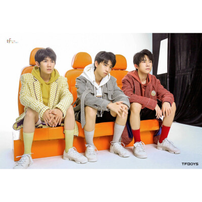 tfboys 代言 三只松鼠