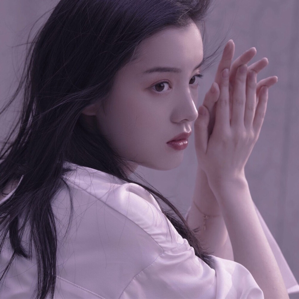 女头高清小清新简约半身意境の季懿苏