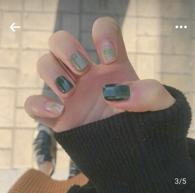 nails 