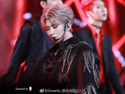 ◾▪️◼️Center✖King⚪▫️◽
is August.☑️