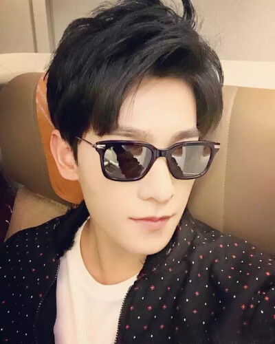 ฅ ̳͒•ˑ̫• ̳͒ฅ♡爱你