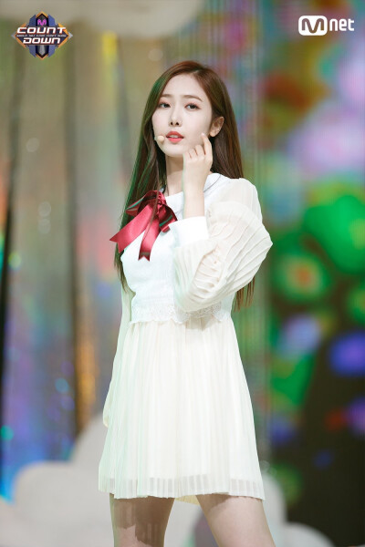 GFRIEND 黄恩妃 SinB 信飞