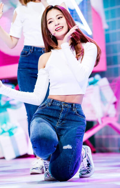 TWICE 周子瑜 Tzuyu