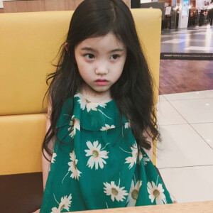 韩国小萝莉小iu 李蔎娥  by莱那那