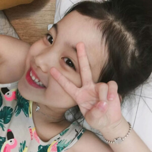 韩国小萝莉小iu 李蔎娥  by莱那那