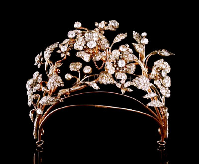 古董珠宝王冠