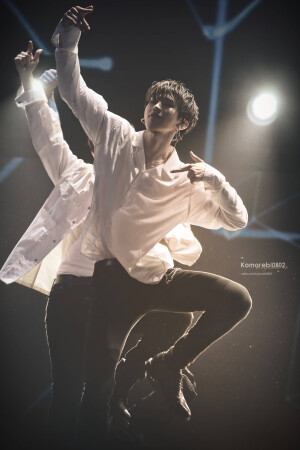 0506上海站
泡牛奶要加蜂蜜，平凡的日子里要加上你