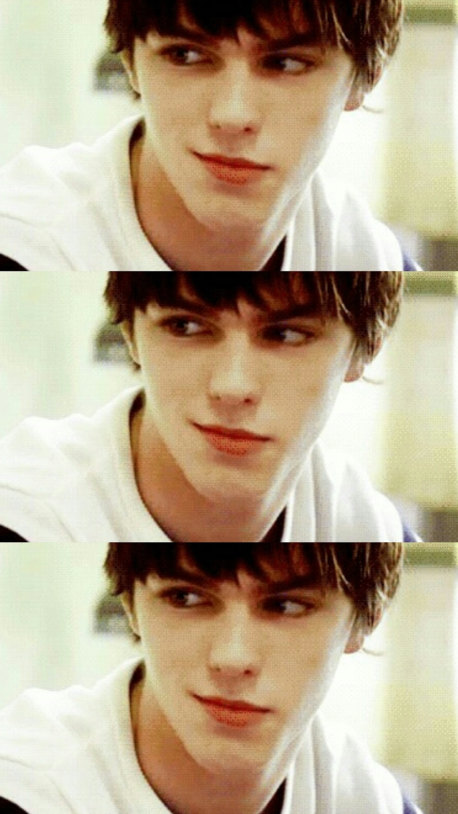 Nicholas Hoult 