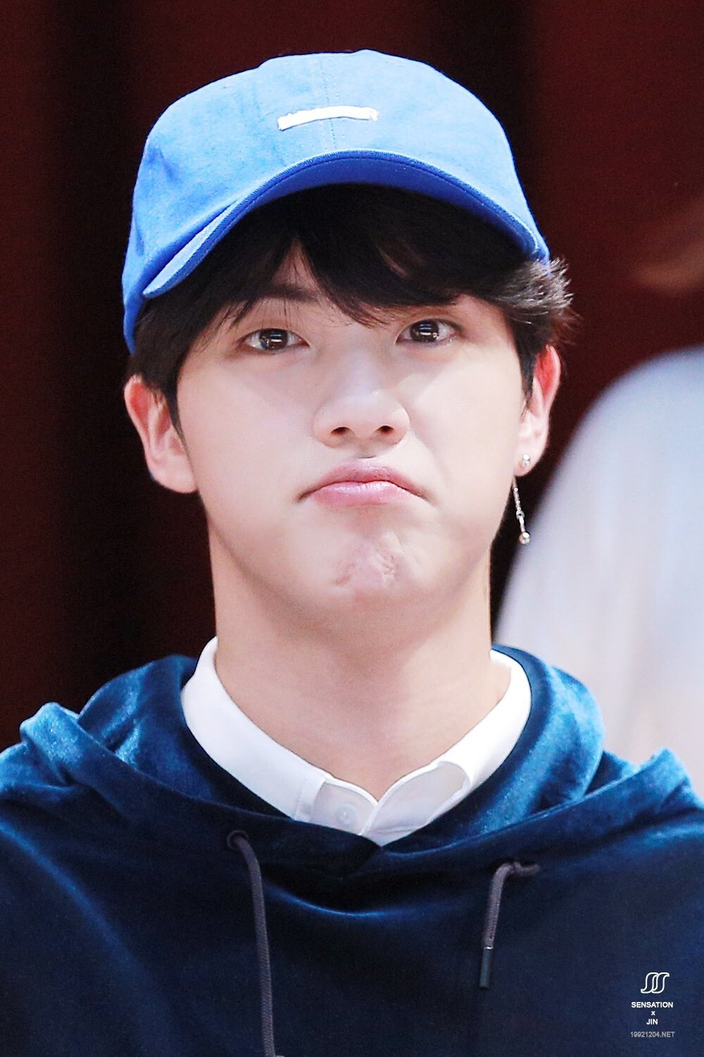 jin金硕珍bts防弹少年团珍的好委屈