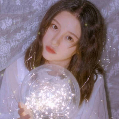 你是那些年里的大雨
我是真的淋过也是真的难忘