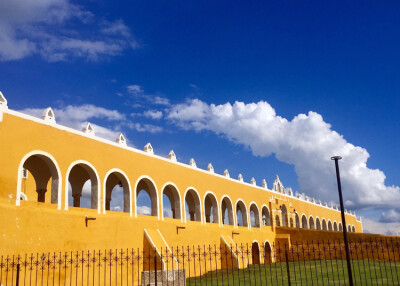 Izamal The Yellow Town-墨西哥旅游景点