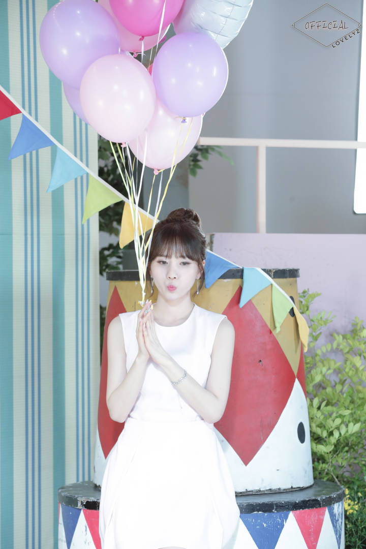 Lovelyz Jin/朴明恩