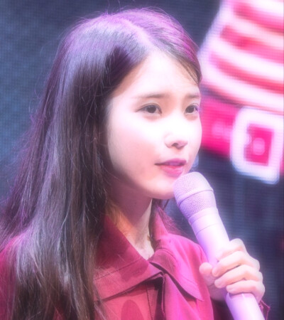 IU