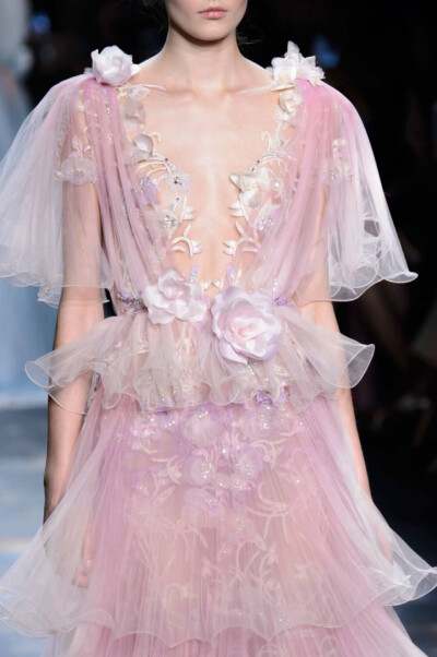 Marchesa Fall 2016 details | Pink ​​​