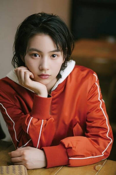 能年玲奈