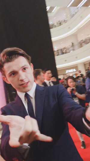 荷兰弟复联3发布会