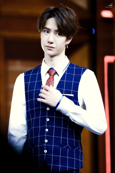 王一博曾舜晞 天天小兄弟粉上的两份小弟弟