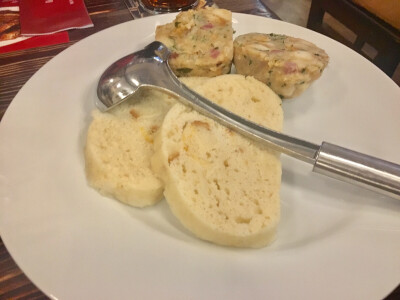 布拉格的Dumpling 