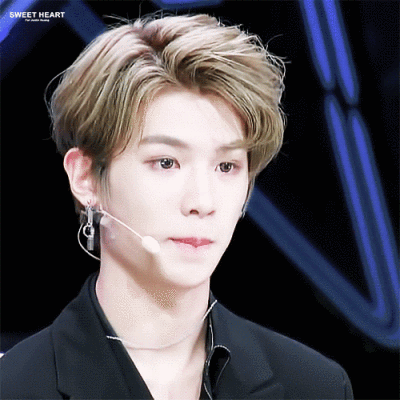 Justin黄明昊贾富贵