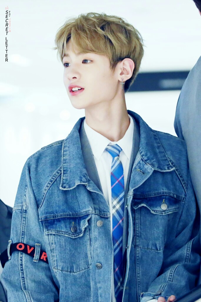 Justin黄明昊贾富贵